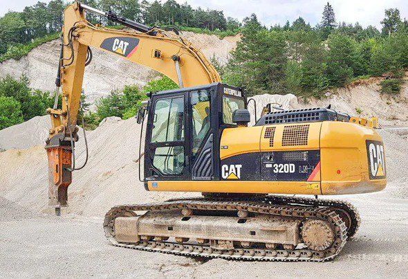 Caterpillar 320D Excavator